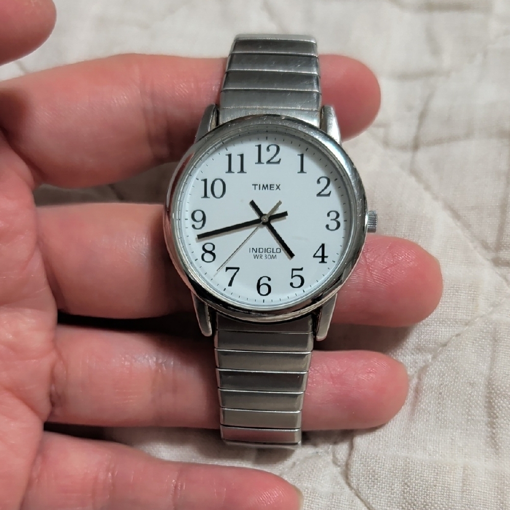Timex Silver Stainless Steel Indiglo Men's Watch - White Dial